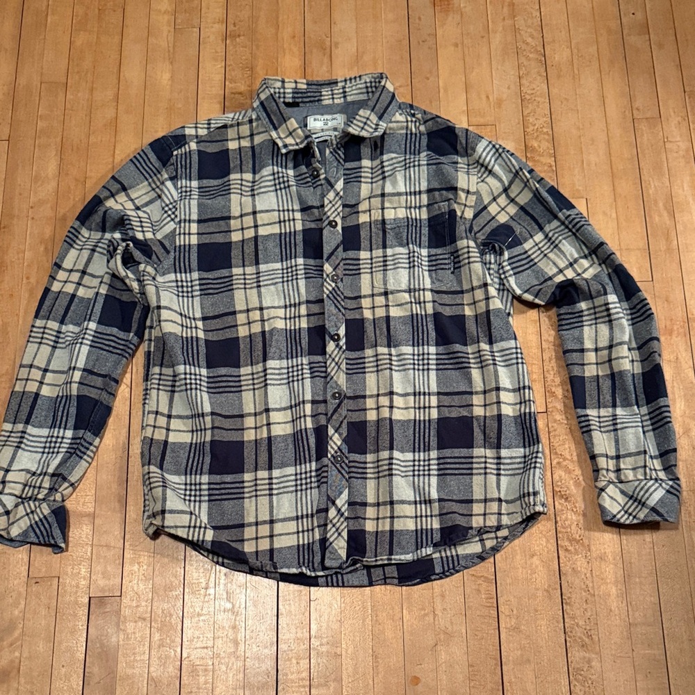 Billabong Navy and Beige Plaid Button-Down Shirt